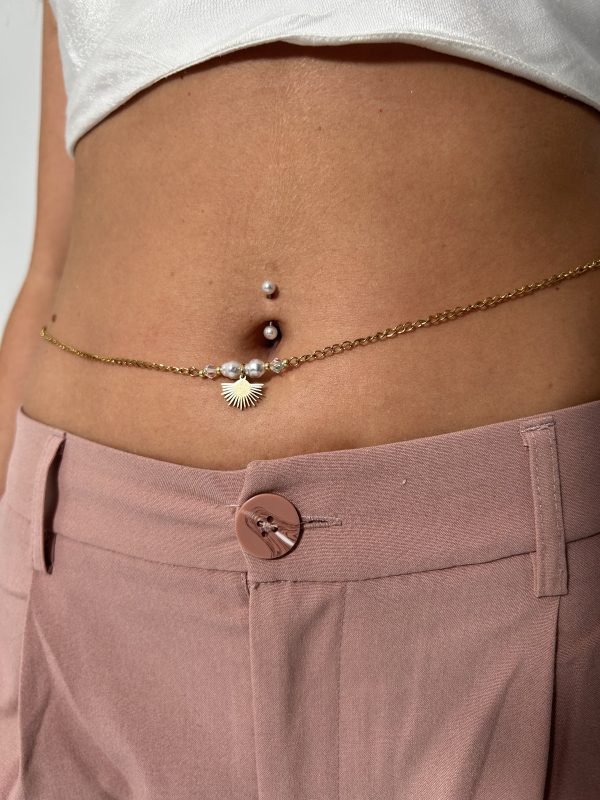 Bijou de ventre en chaîne acier inoxydable, perles nacrées et pendentif demi soleil